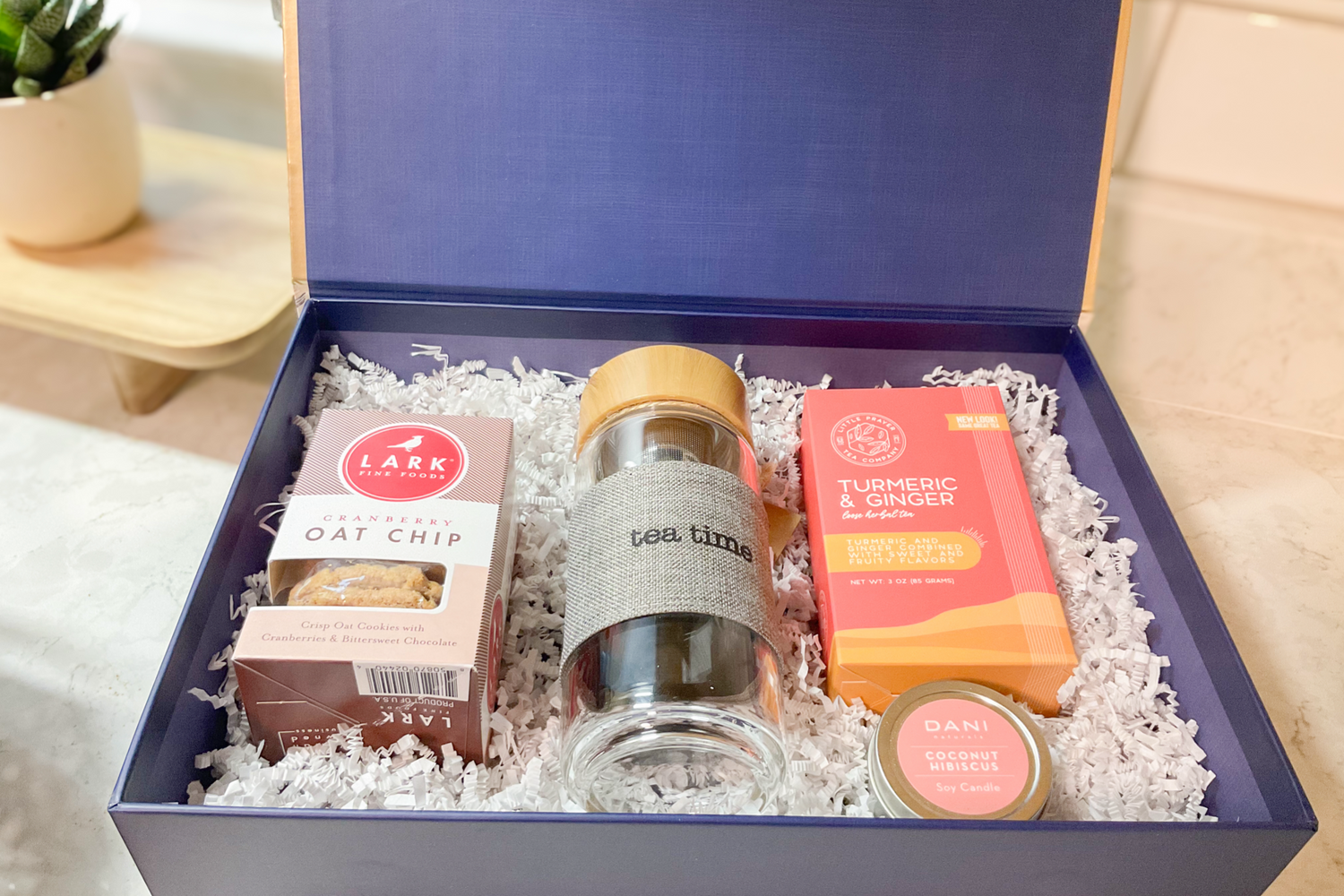 Coral Comfort Box